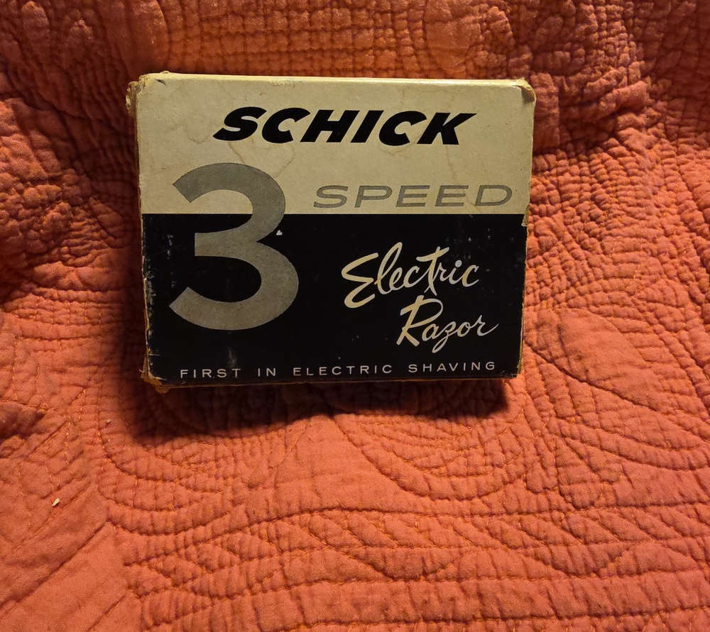 1950's Schick Electric RAZOR